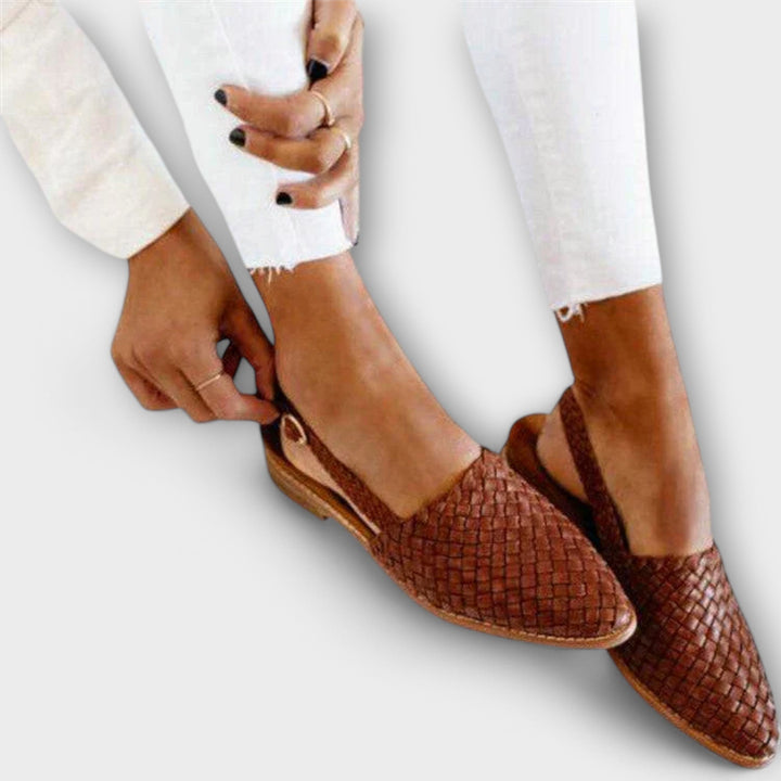 Éabha - Elegant Leather Loafers