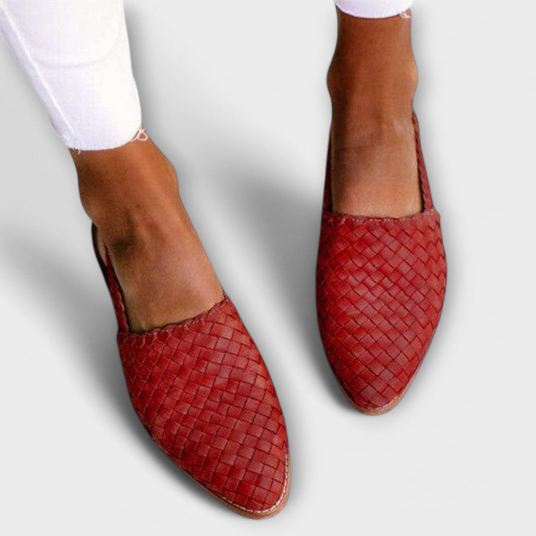 Éabha - Elegant Leather Loafers