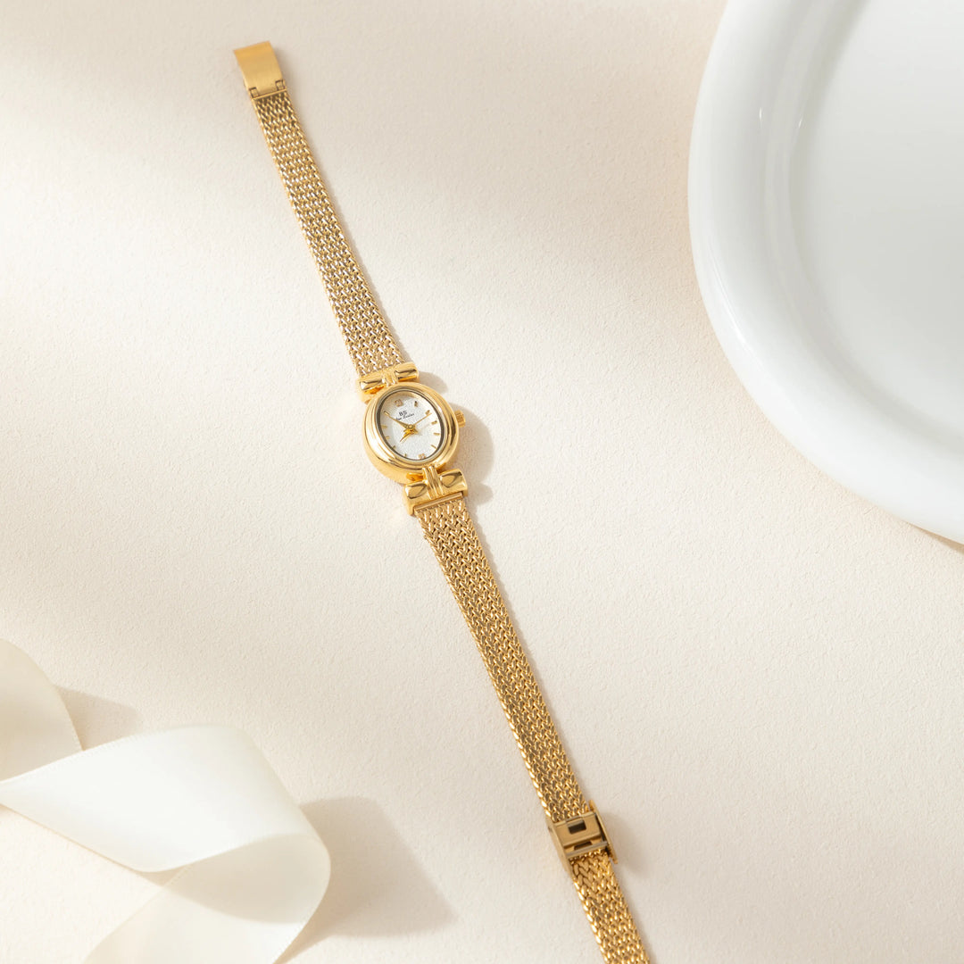 Maeve - Oval Gold Watch