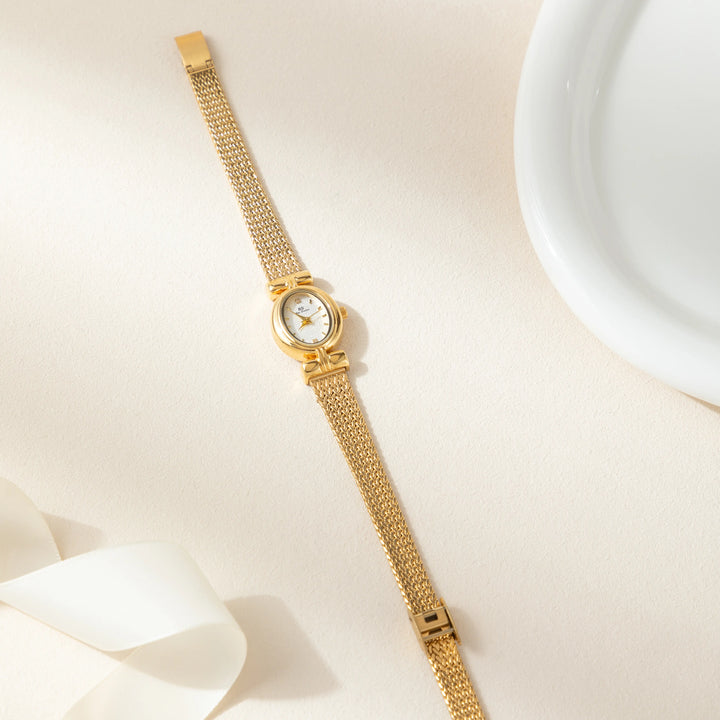 Maeve - Oval Gold Watch