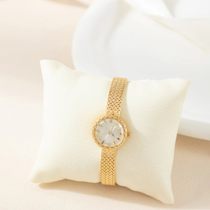 Fionnuala - Gold Round Watch