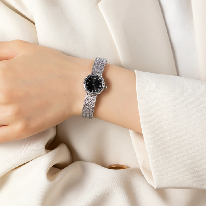 Fionnuala - Gold Round Watch