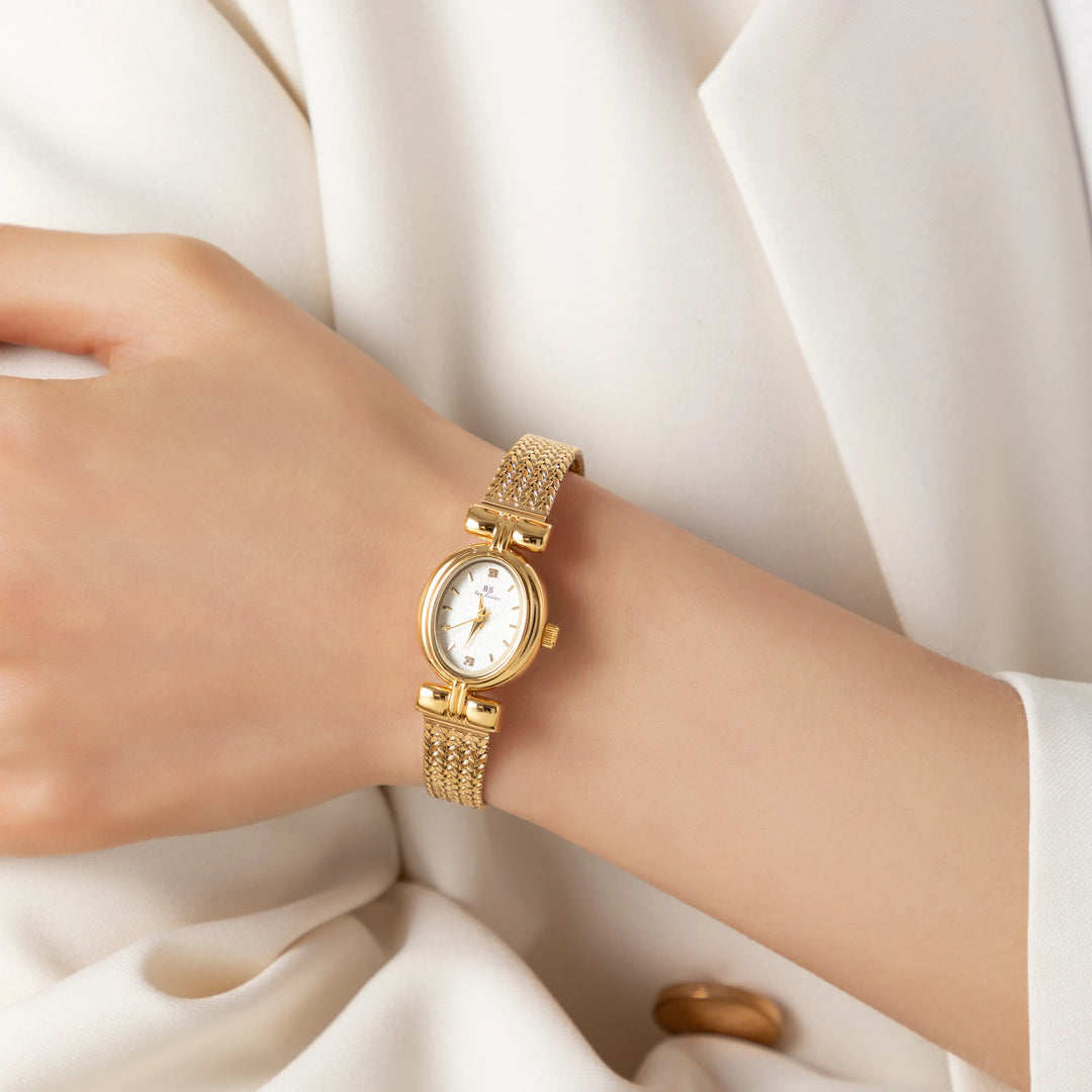 Maeve - Oval Gold Watch