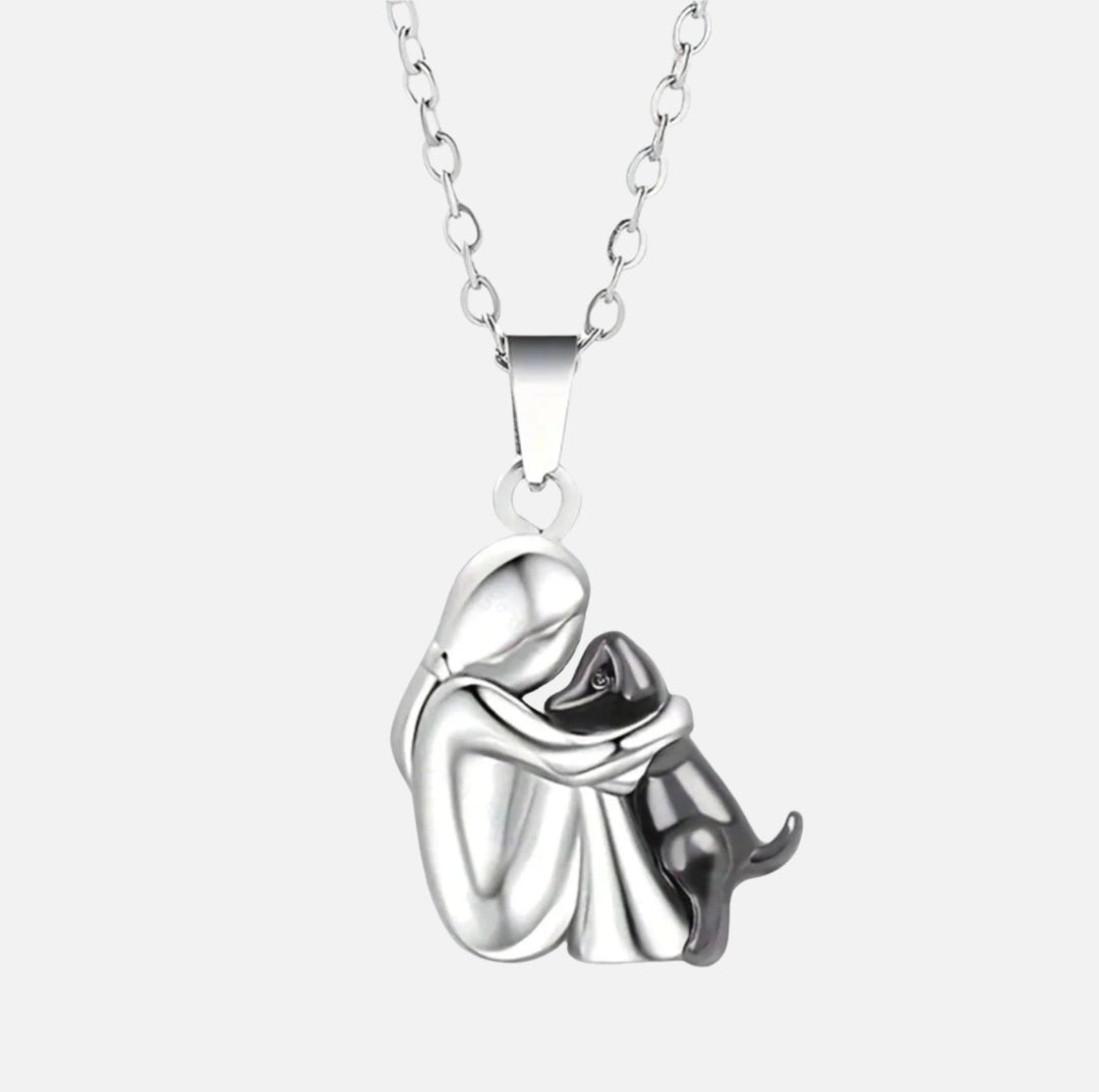 Gráinne - Love Pendant Necklace