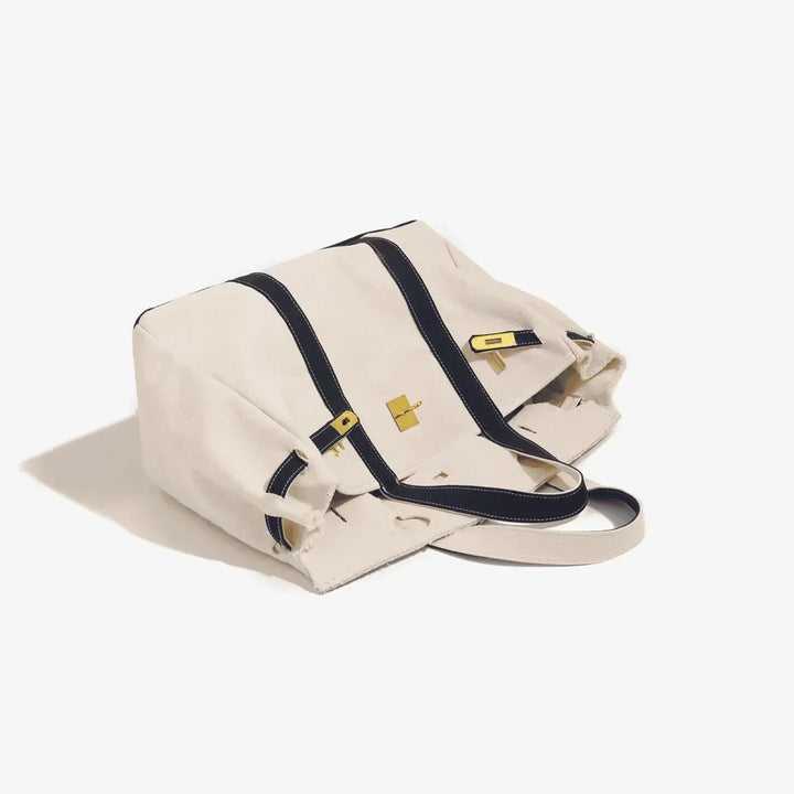 Máiread - Casual Tote Bag