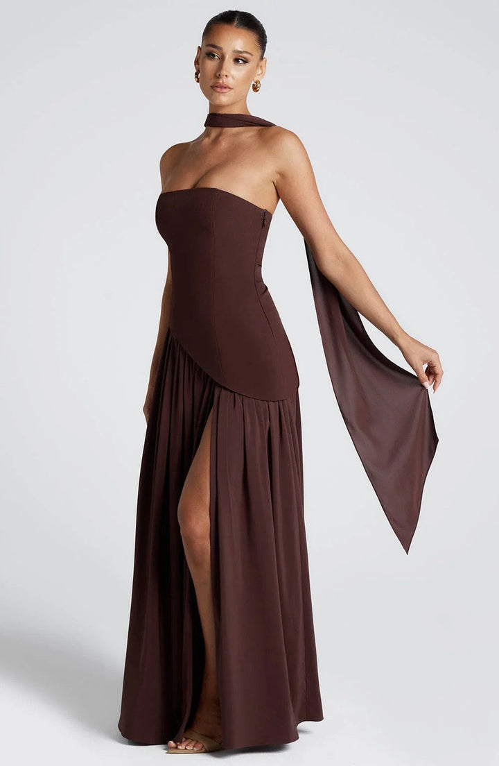 Gráinne - Elegant Long Dress