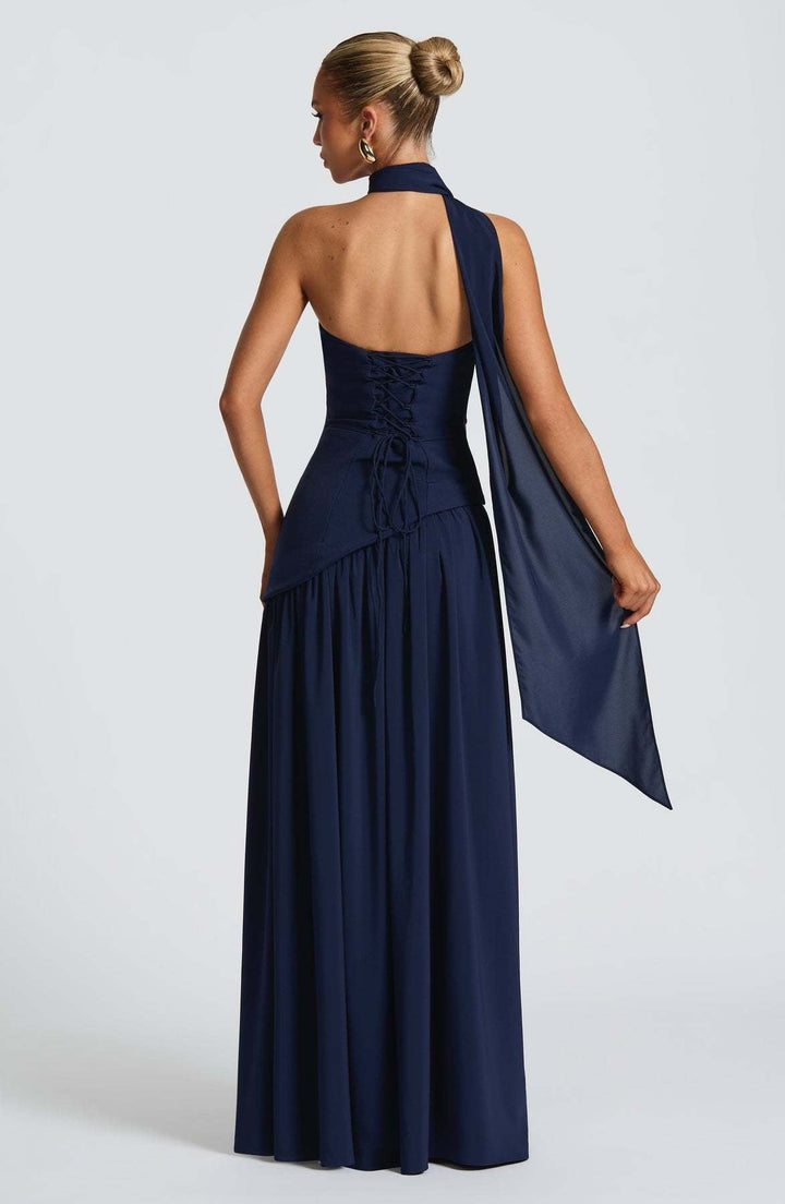 Gráinne - Elegant Long Dress