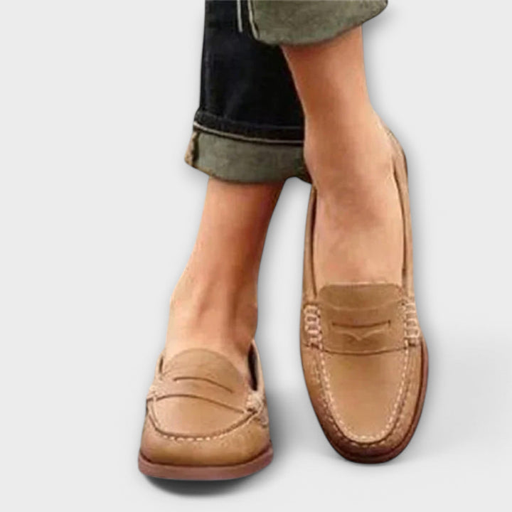 Eithne - Classic Leather Loafers
