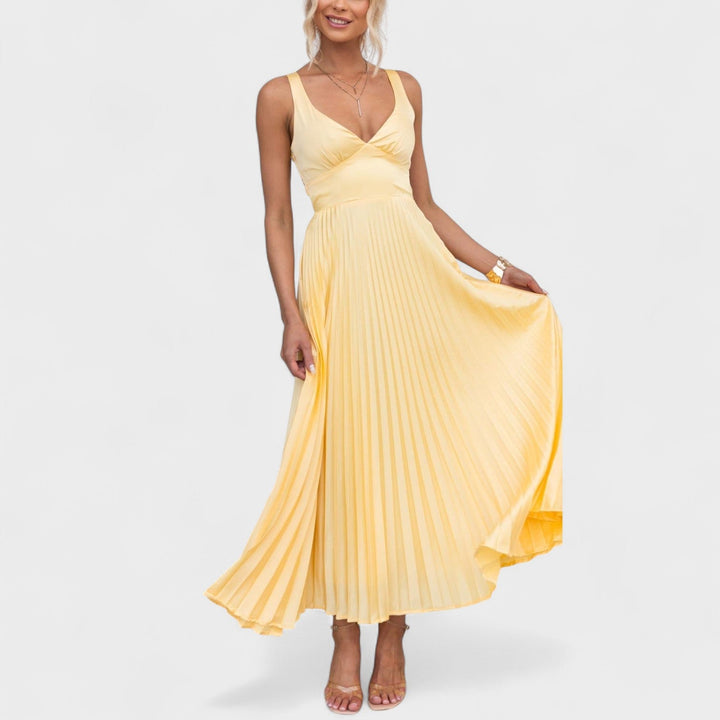 Órla - Pleated Maxi Dress
