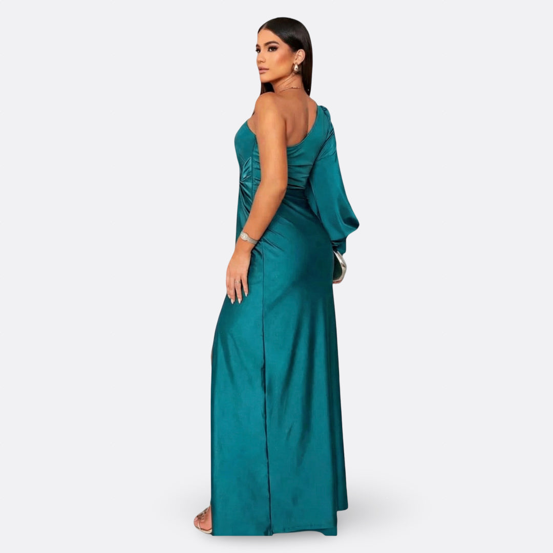 Nuala - Elegant Maxi Dress