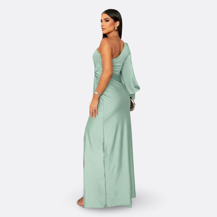 Nuala - Elegant Maxi Dress