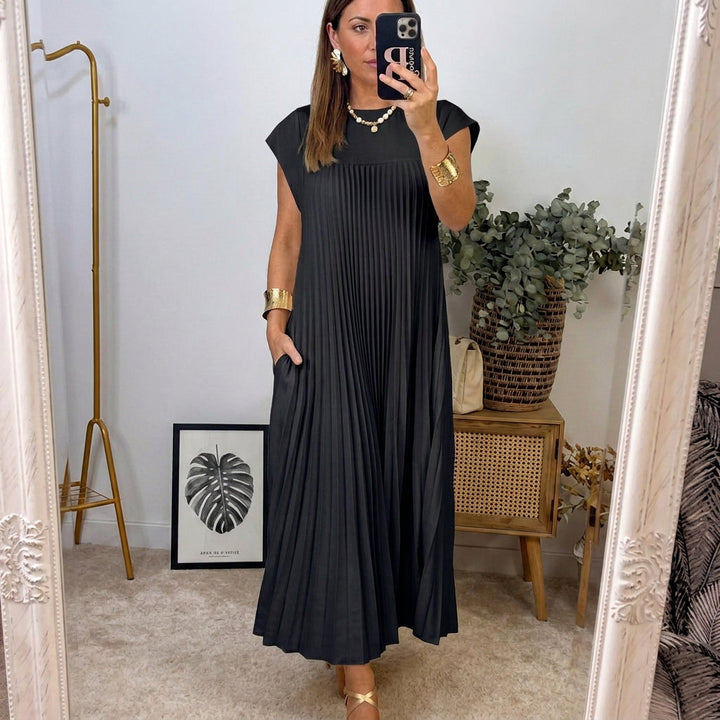 Eimear - Maxi Pleated Dress