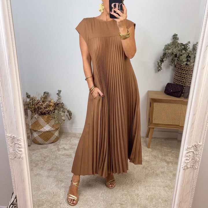 Eimear - Maxi Pleated Dress