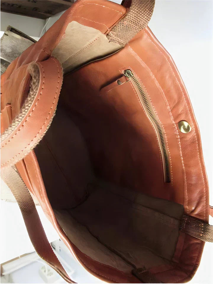 Dervla - Classic Leather Bag