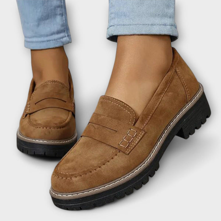 Gráinne - Retro Loafer Shoes