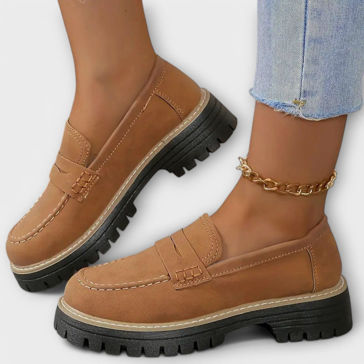 Gráinne - Retro Loafer Shoes